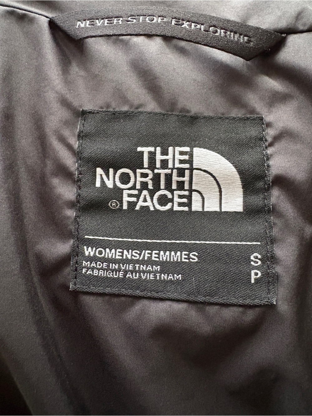 The North Face Metallic Gold Quilted Puffer Jacket - Women - Picture 2 of 6
